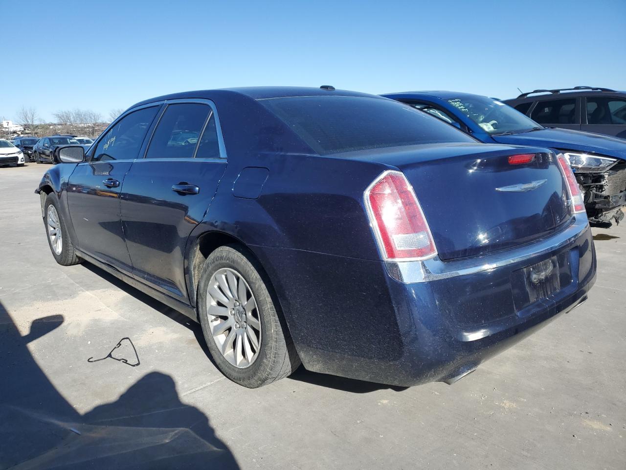 Obraz 2 z 2013 CHRYSLER 300  2013 z VIN 2C3CCAAG9DH611981
