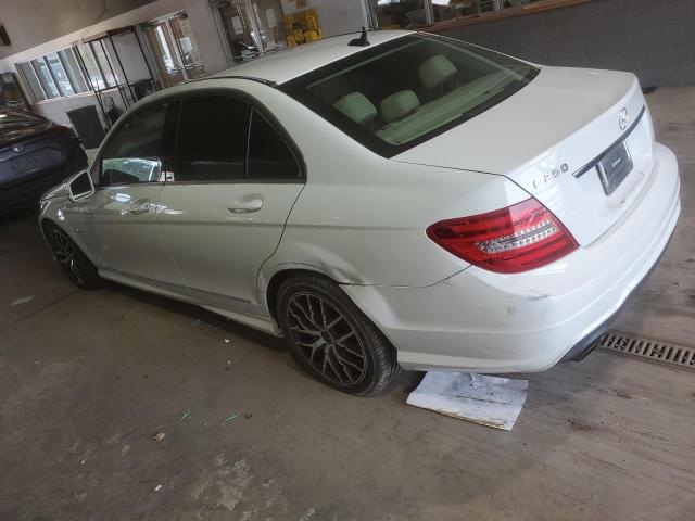 Изображение 2 2012 MERCEDES-BENZ C 250 2012 с VIN WDDGF4HB7CR202785