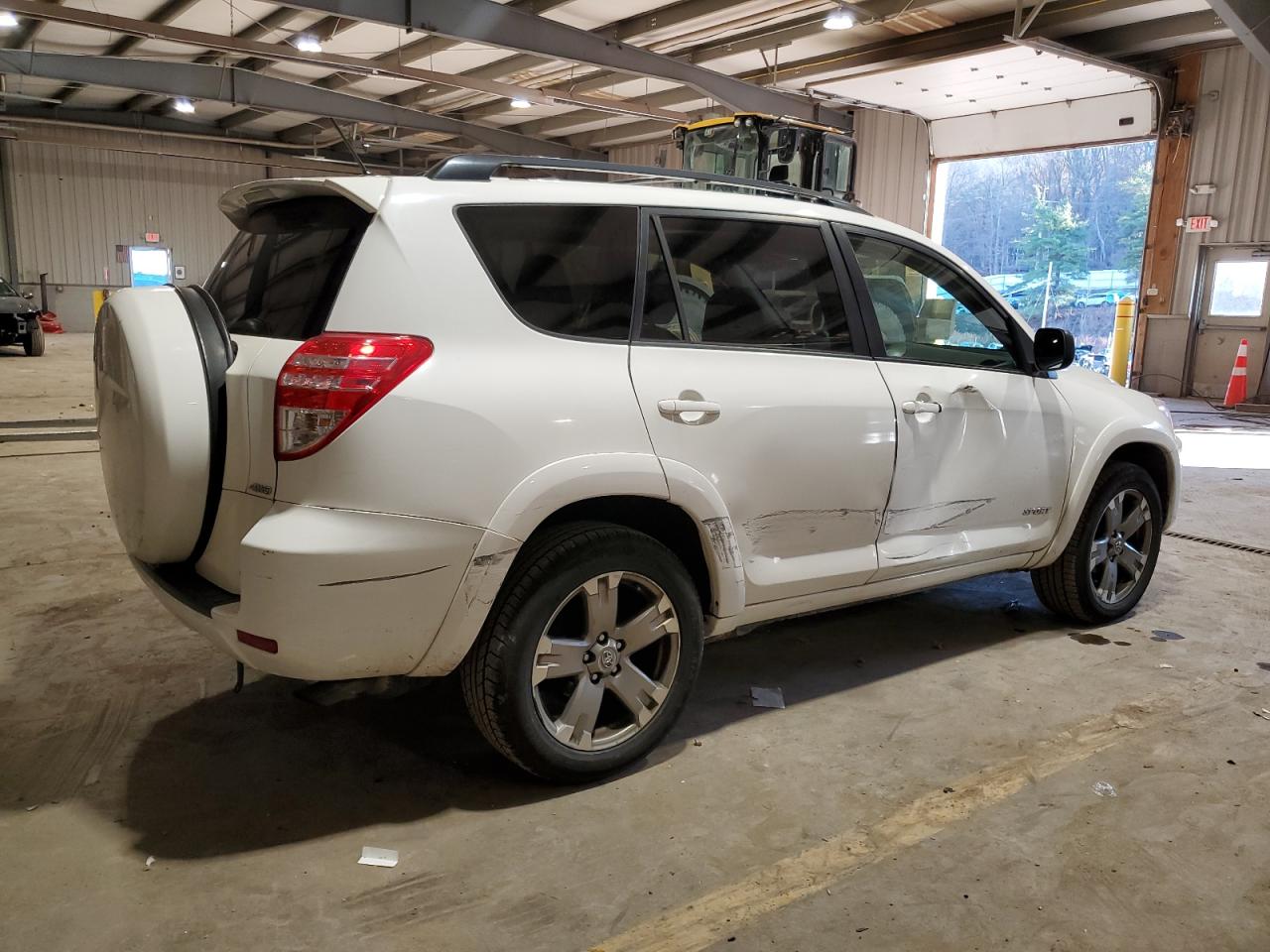 Image 3 of 2012 TOYOTA RAV4 SPORT 2012 with VIN 2T3RF4DV5CW189599