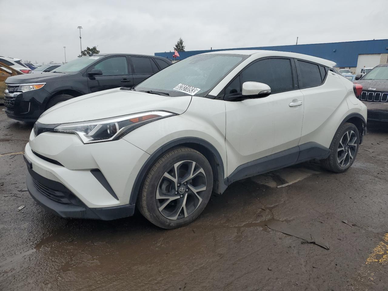 Изображение 2018 TOYOTA C-HR XLE 2018