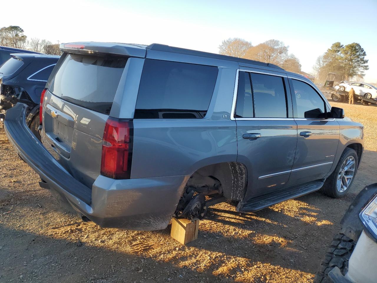 Image 3 of 2020 CHEVROLET TAHOE K1500 LT 2020 with VIN 1GNSKBKC1LR167884