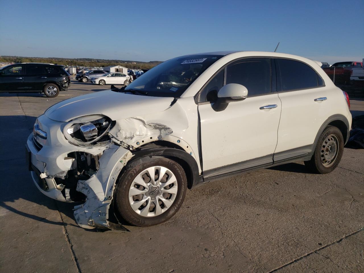 Obraz 1 z 2018 FIAT 500X POP 2018 z VIN ZFBCFXAB1JP668471