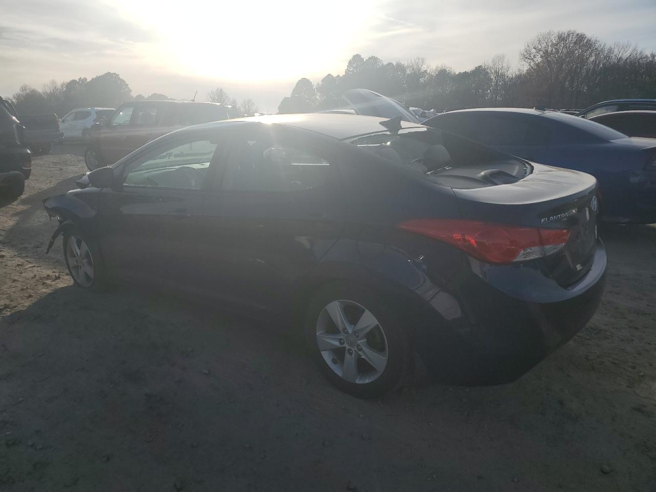 Image 2 of 2013 HYUNDAI ELANTRA GLS 2013 with VIN 5NPDH4AE8DH384162