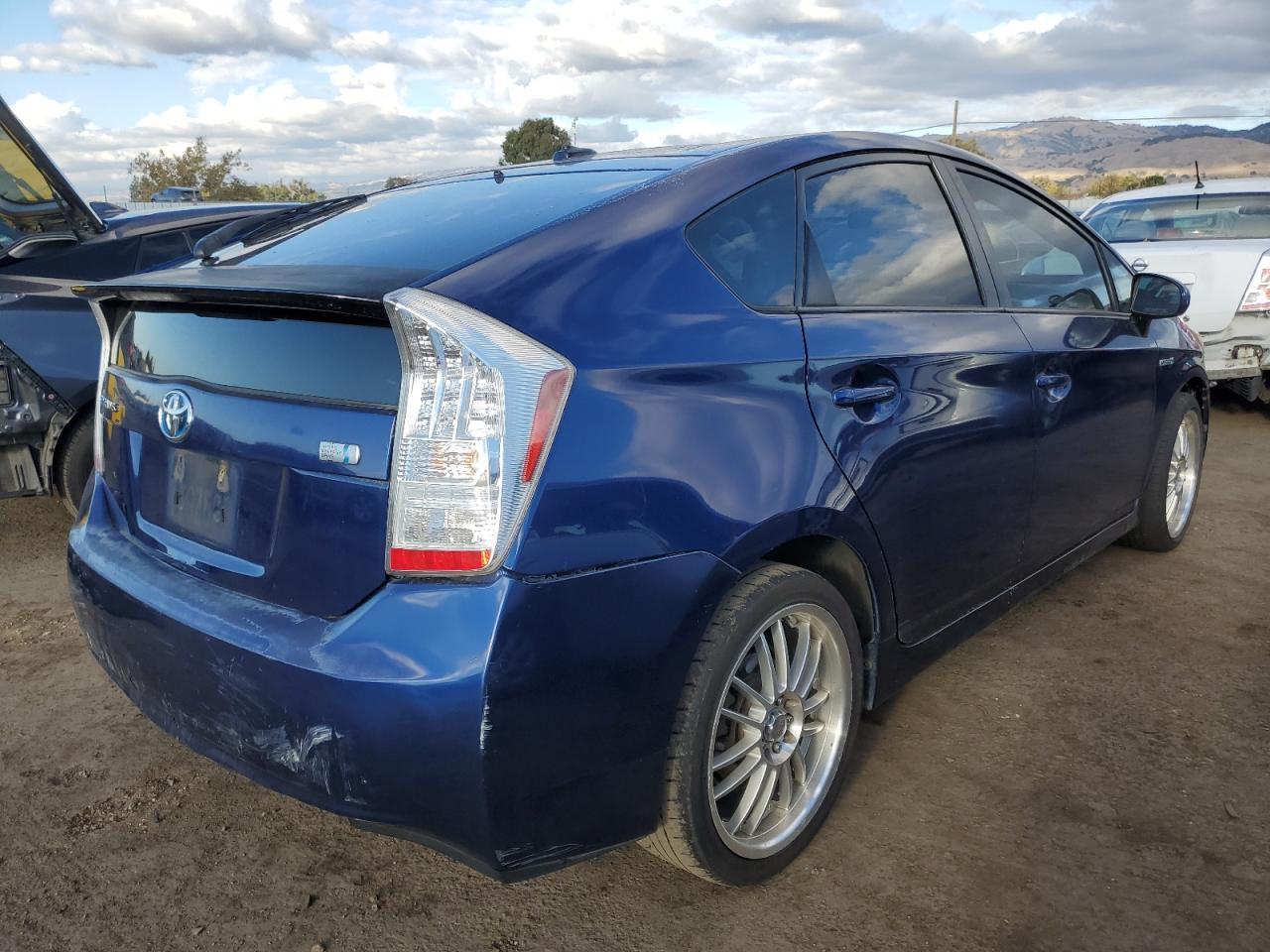 Obraz 3 z 2010 TOYOTA PRIUS  2010 z VIN JTDKN3DU9A5092755