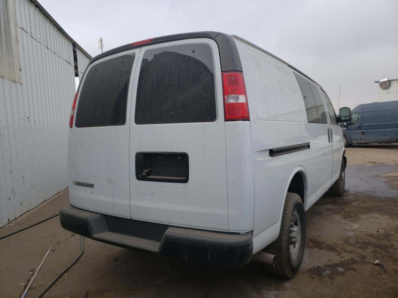 Изображение 3 2018 CHEVROLET EXPRESS G2500  2018 с VIN 1GCWGAFG5J1319342