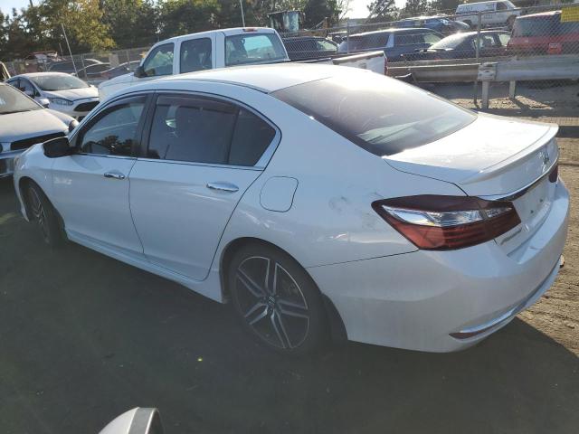 Obraz 2 z 2017 HONDA ACCORD SPORT 2017 z VIN 1HGCR2F55HA242713