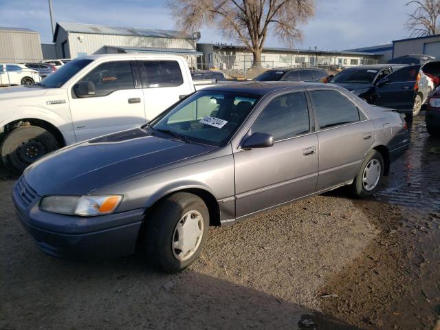 Obraz 1 z 1999 TOYOTA CAMRY CE 1999 z VIN 4T1BG22K0XU491540