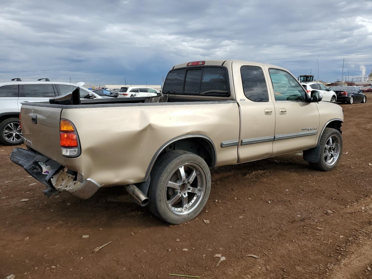 Image 3 of 2001 TOYOTA TUNDRA ACCESS CAB 2001 with VIN 5TBRT34111S135353