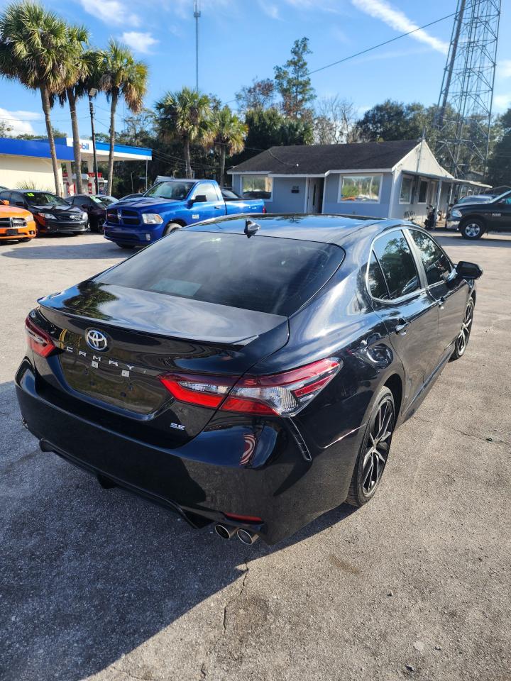 Изображение 3 2023 TOYOTA CAMRY SE NIGHT SHADE 2023 с VIN 4T1G11AK2PU804476