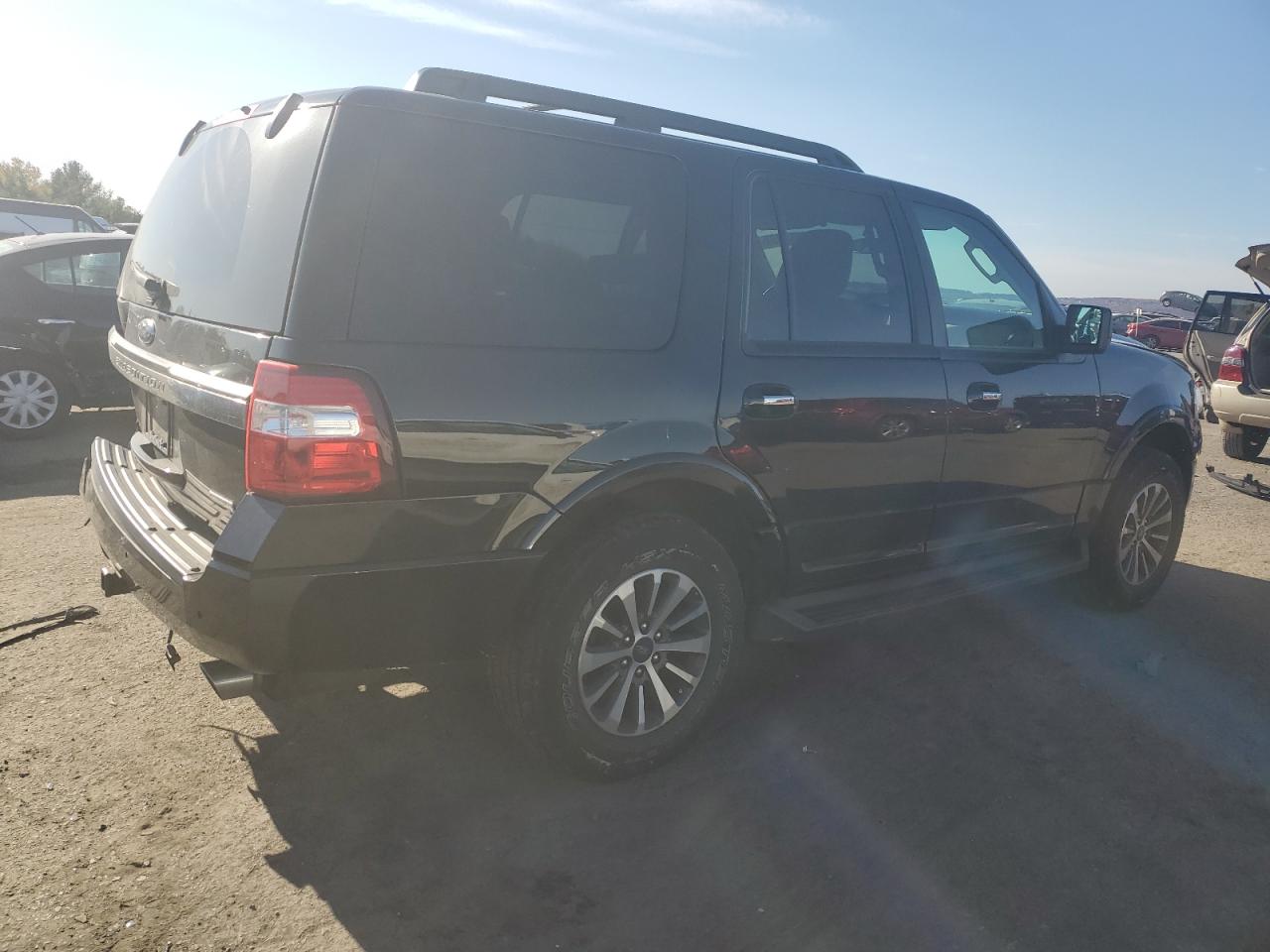 Изображение 3 2017 FORD EXPEDITION XLT 2017 с VIN 1FMJU1HT0HEA17677
