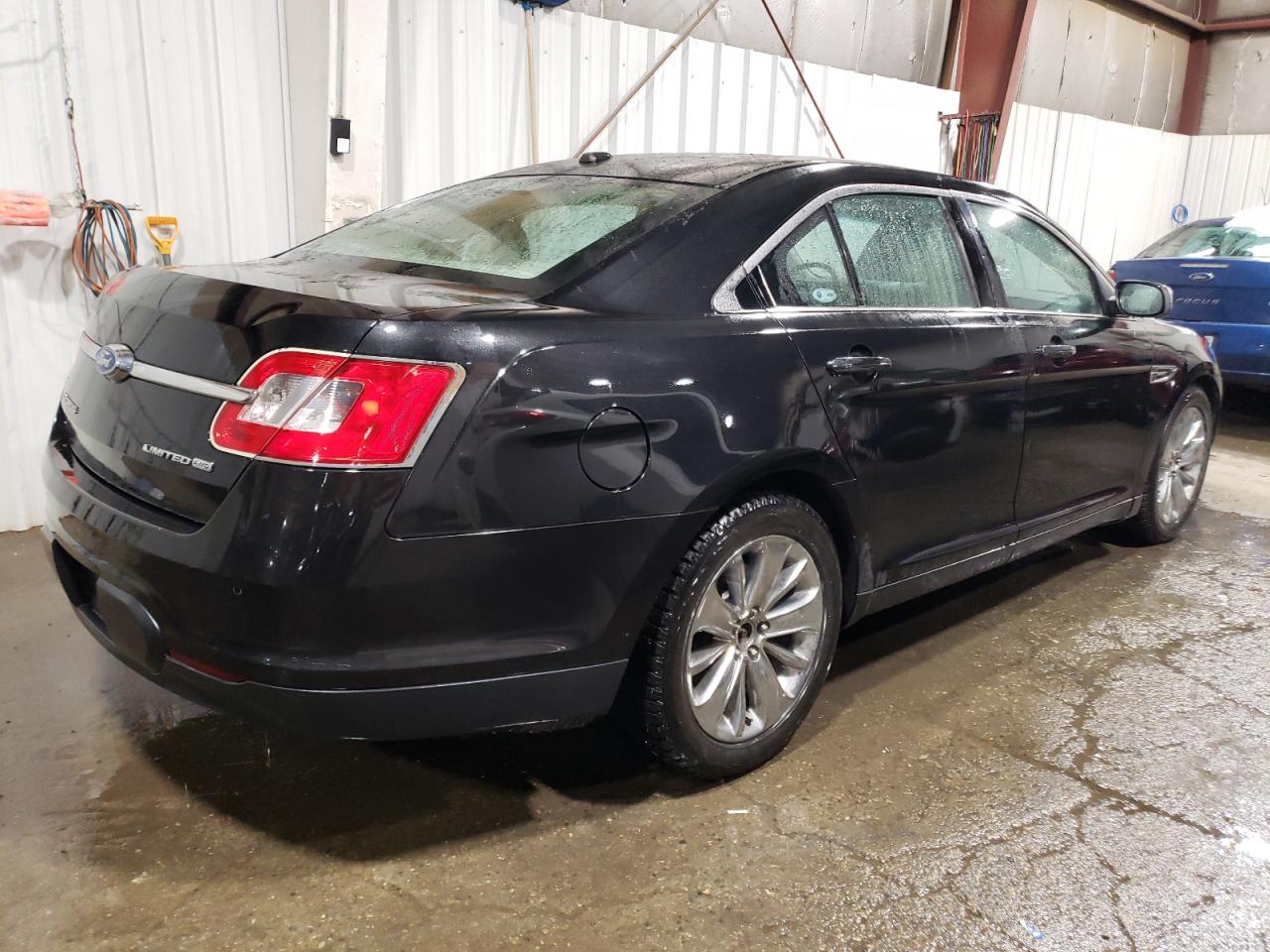 Obraz 3 z 2011 FORD TAURUS LIMITED 2011 z VIN 1FAHP2JW9BG102992