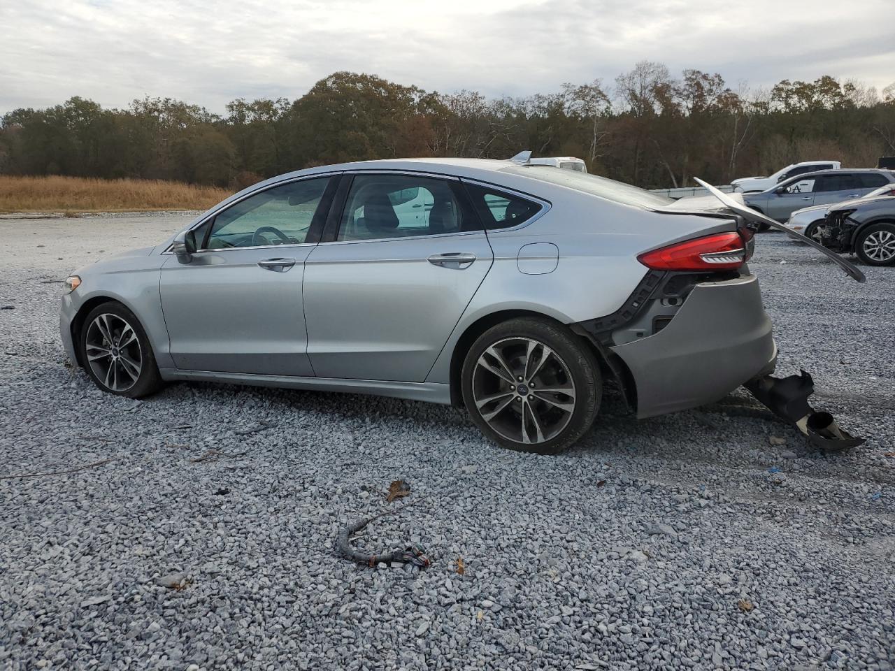 Изображение 2 2020 FORD FUSION TITANIUM 2020 с VIN 3FA6P0D9XLR152862
