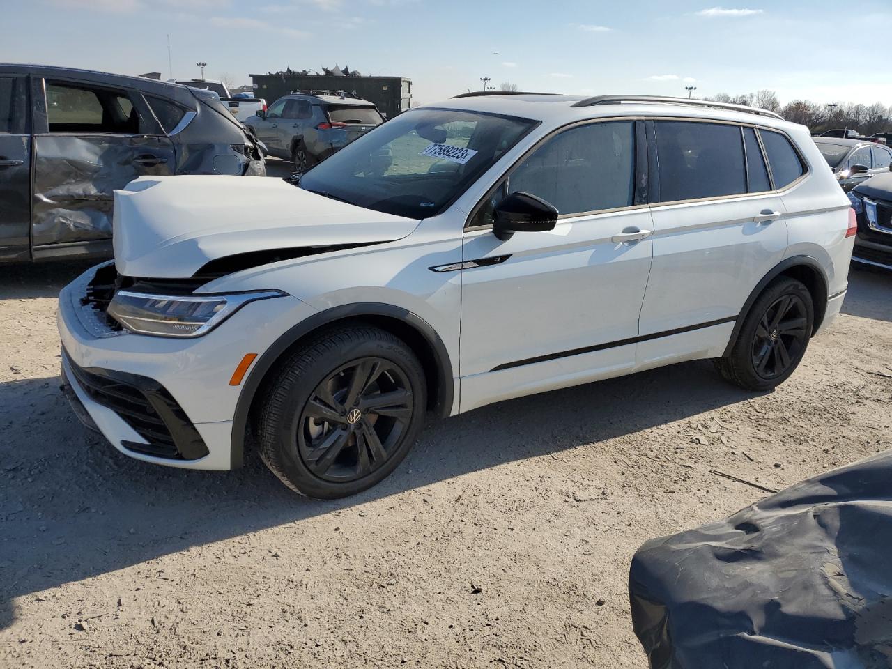 2023 VOLKSWAGEN TIGUAN SE R-LINE BLACK 2023 image