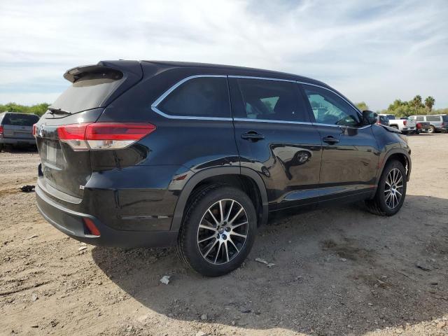Image 3 of 2018 TOYOTA HIGHLANDER SE 2018 with VIN 5TDKZRFH7JS535101