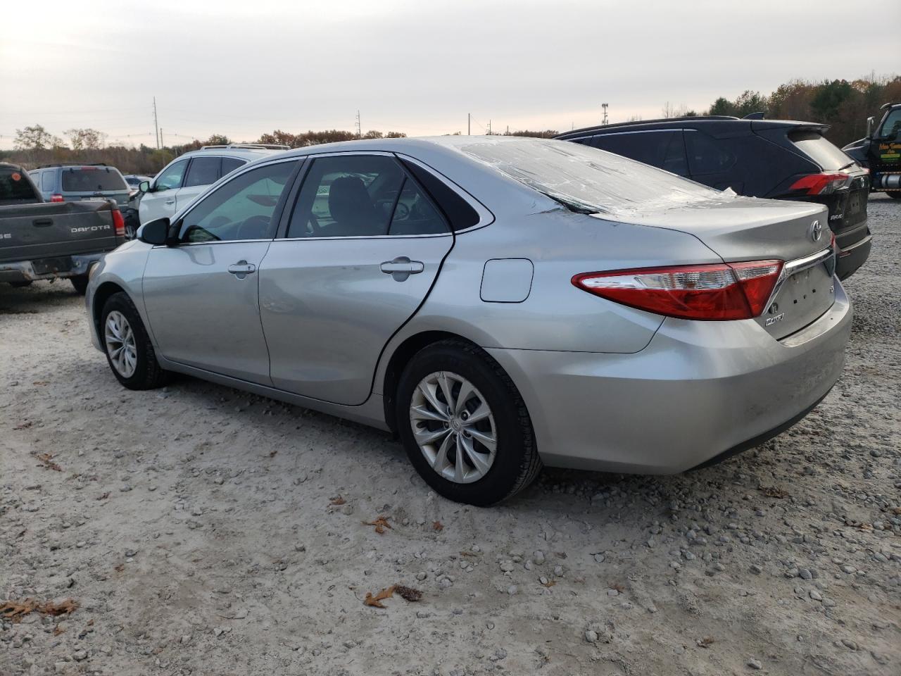Изображение 2 2015 TOYOTA CAMRY LE 2015 с VIN 4T4BF1FKXFR452448