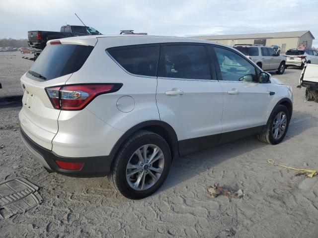 Image 3 of 2017 FORD ESCAPE SE 2017 with VIN 1FMCU9G91HUC08947