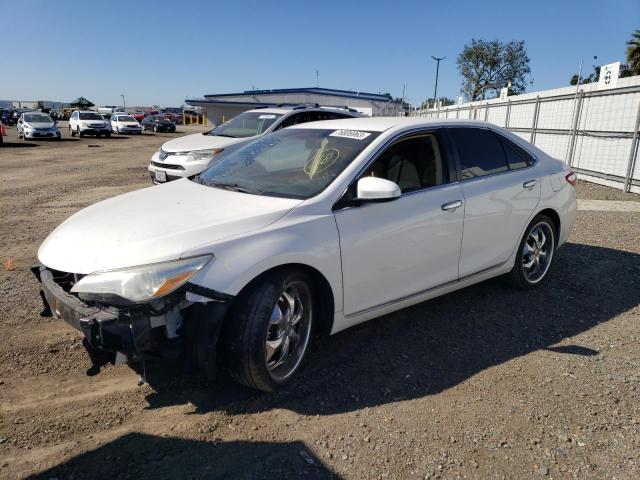 Obraz 1 z 2015 TOYOTA CAMRY LE 2015 z VIN 4T4BF1FKXFR448898