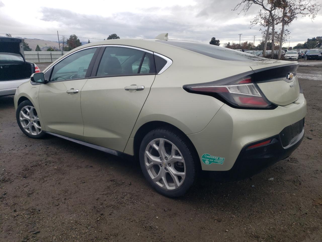 Image 2 of 2017 CHEVROLET VOLT PREMIER 2017 with VIN 1G1RD6S57HU109933