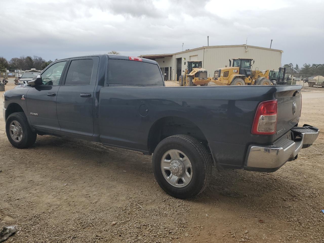 Изображение 2 2020 RAM 2500 BIG HORN 2020 с VIN 3C6UR5JL3LG141178