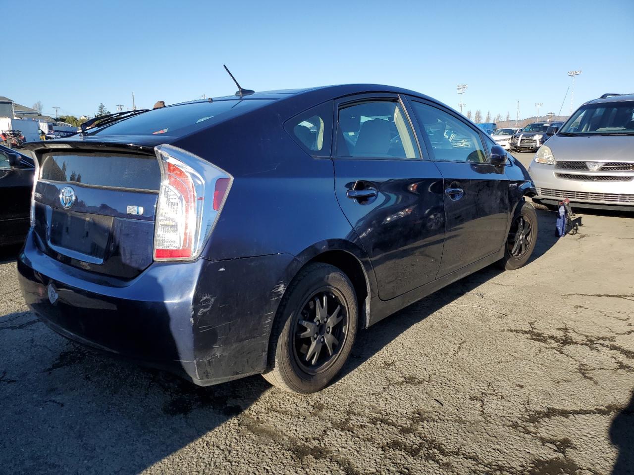 Image 3 of 2012 TOYOTA PRIUS  2012 with VIN JTDKN3DU3C1612149