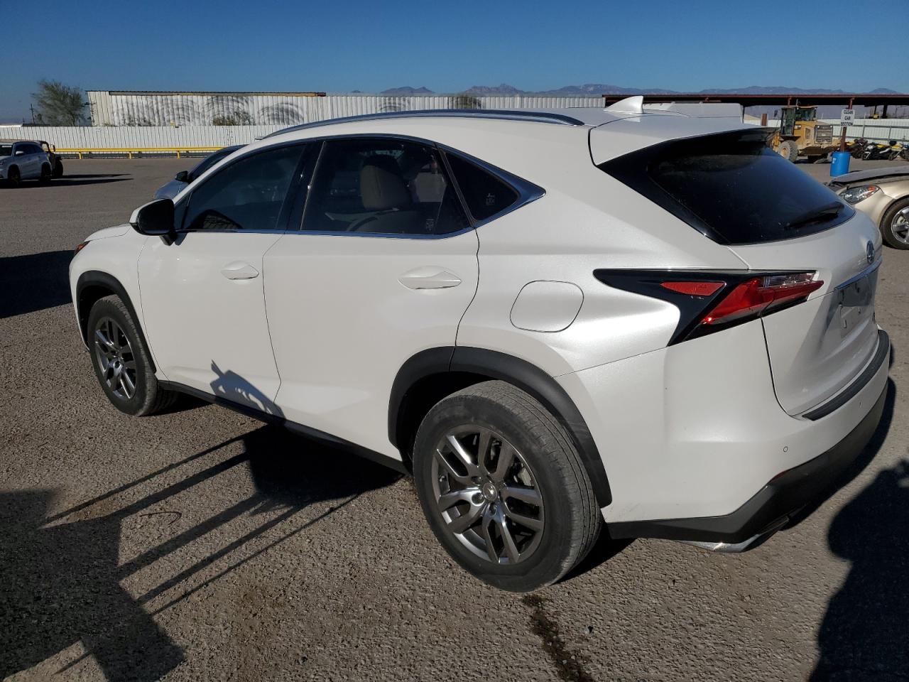 Изображение 2 2016 LEXUS NX 200T BASE 2016 с VIN JTJYARBZ6G2044886