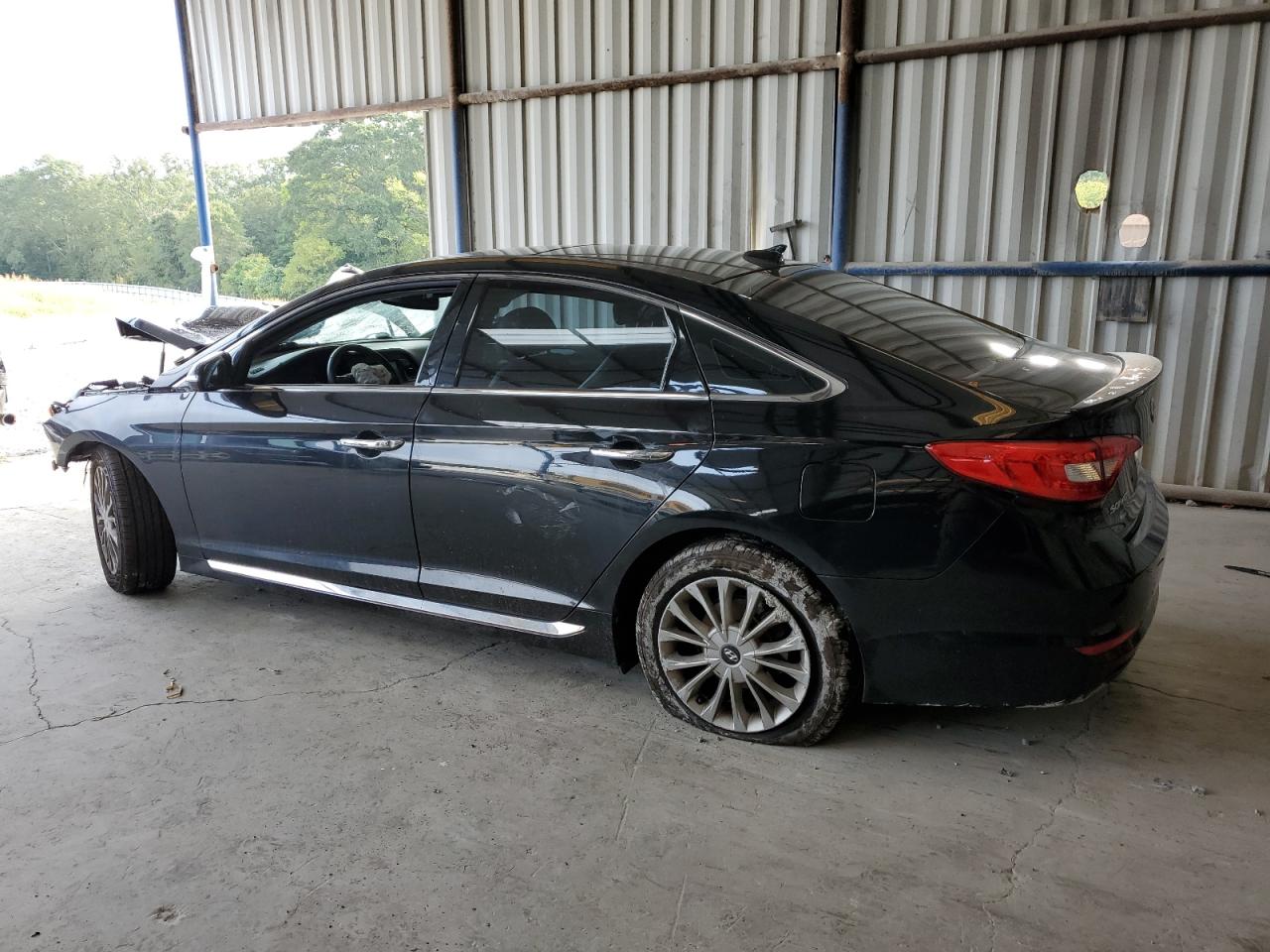 Image 2 of 2015 HYUNDAI SONATA SPORT 2015 with VIN 5NPE34AF9FH041004