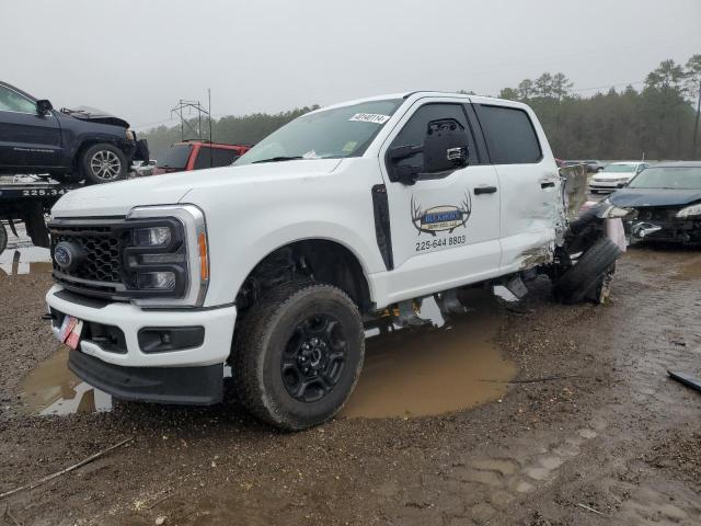 Изображение 2023 FORD F250 SUPER DUTY 2023