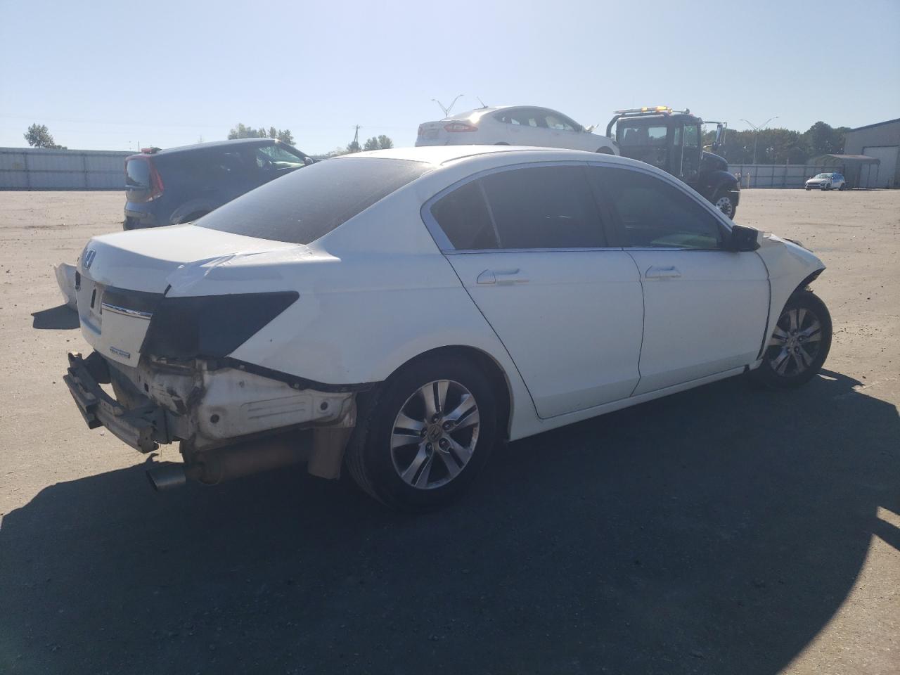 Image 3 of 2011 HONDA ACCORD SE 2011 with VIN 1HGCP2F64BA103193