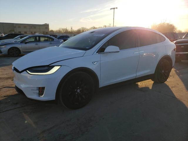 Obraz 1 z 2016 TESLA MODEL X  2016 z VIN 5YJXCAE45GFS00794