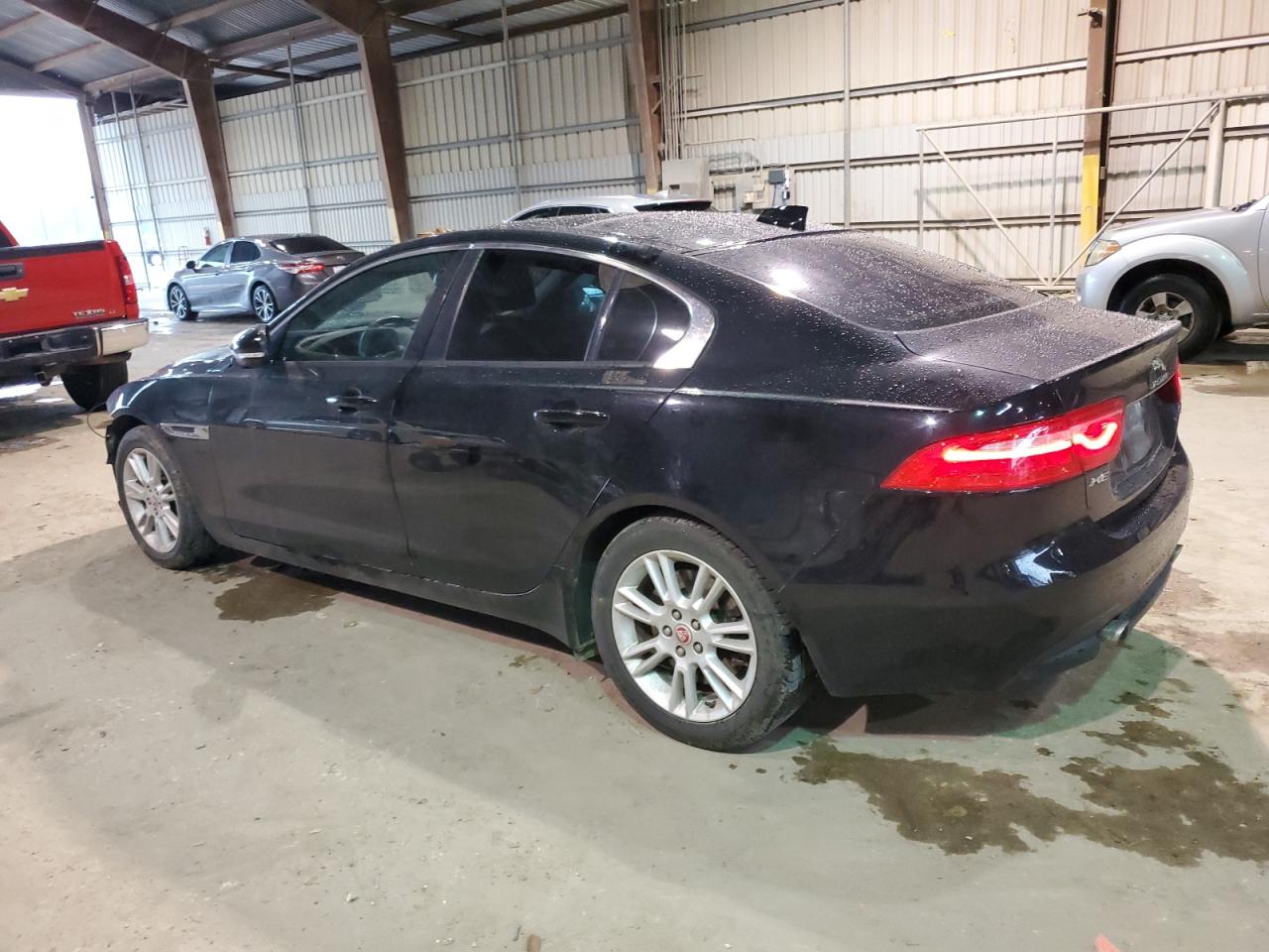 Изображение 2 2017 JAGUAR XE PREMIUM 2017 с VIN SAJAD4BGXHA971556