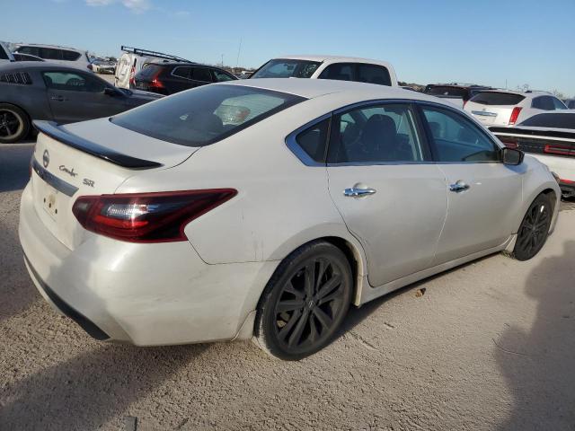 Obraz 3 z 2017 NISSAN ALTIMA 2.5 2017 z VIN 1N4AL3AP1HN360570