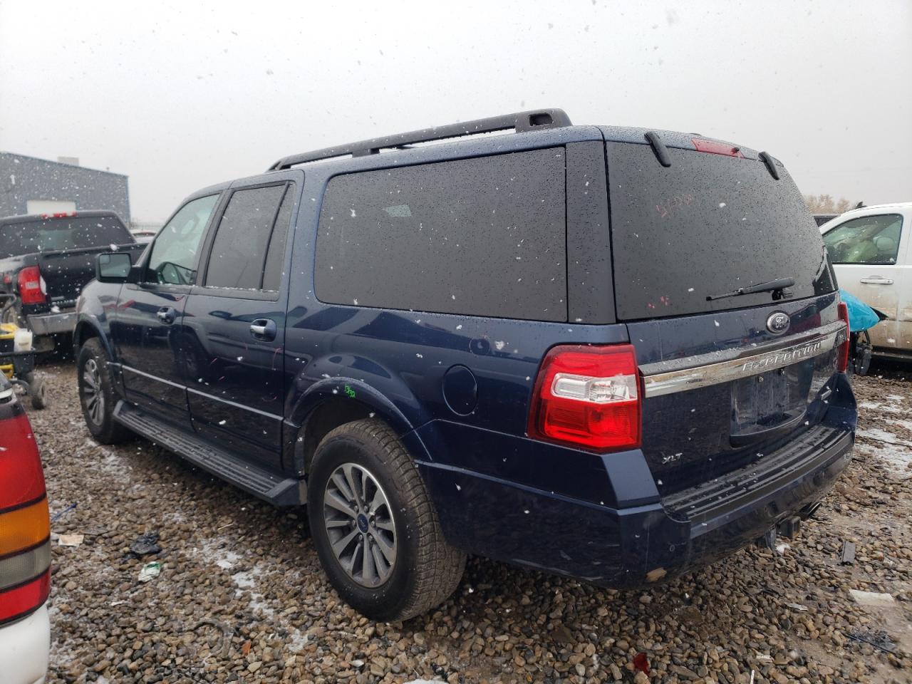 Obraz 2 z 2016 FORD EXPEDITION EL XLT 2016 z VIN 1FMJK1JT9GEF27783
