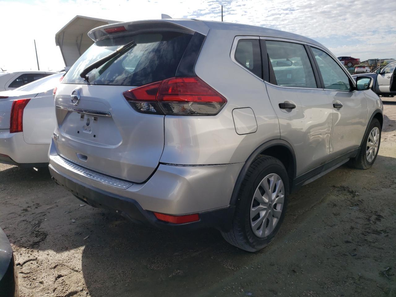 Image 3 of 2017 NISSAN ROGUE S 2017 with VIN KNMAT2MT2HP500188