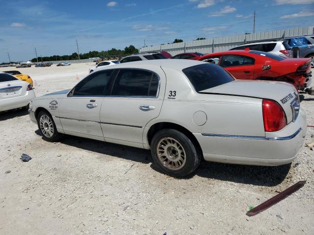 Obraz 2 z 2007 LINCOLN TOWN CAR SIGNATURE 2007 z VIN 1LNHM81V27Y611221