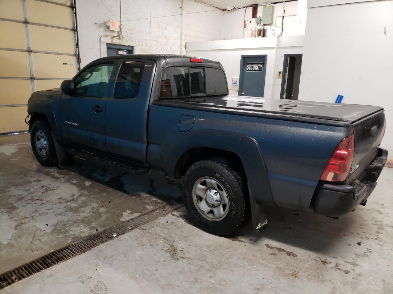 Obraz 2 z 2015 TOYOTA TACOMA ACCESS CAB 2015 z VIN 5TFUU4EN9FX145779