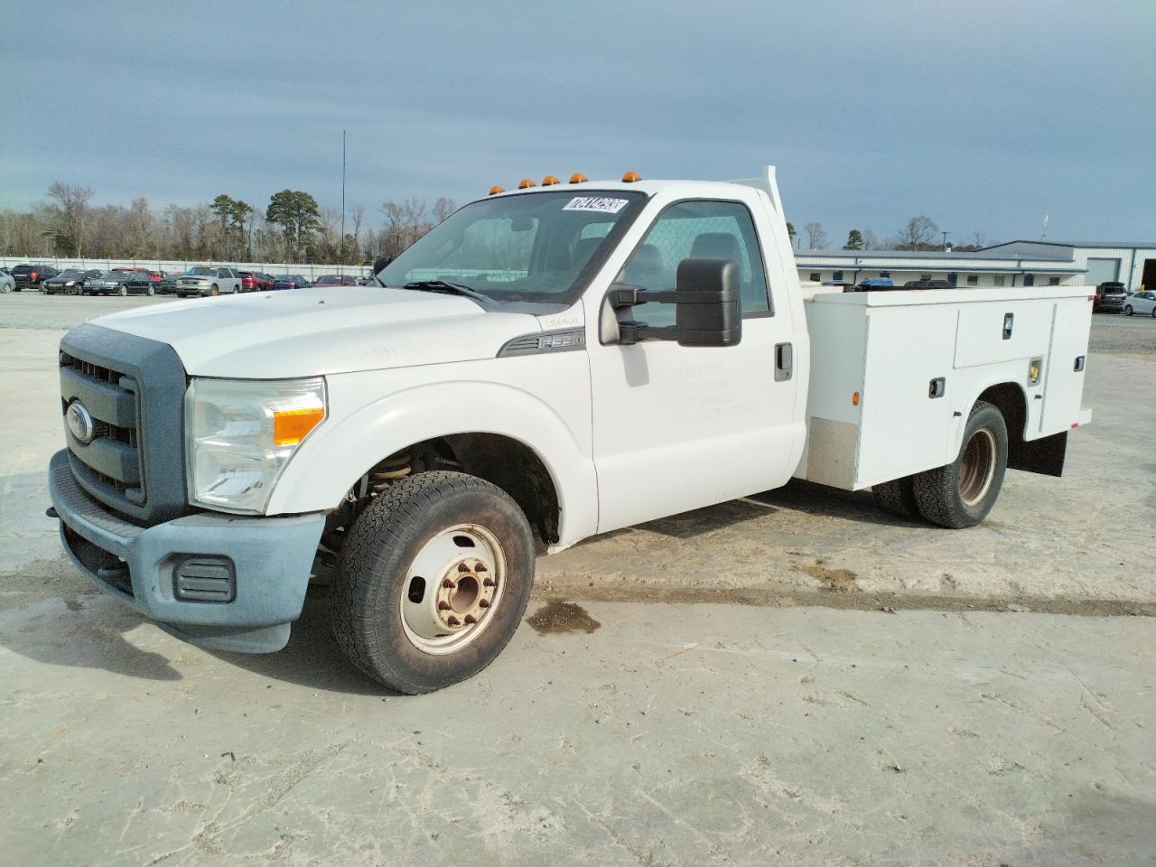 Image 1 of 2015 FORD F350 SUPER DUTY 2015 with VIN 1FDRF3G69FEB06701