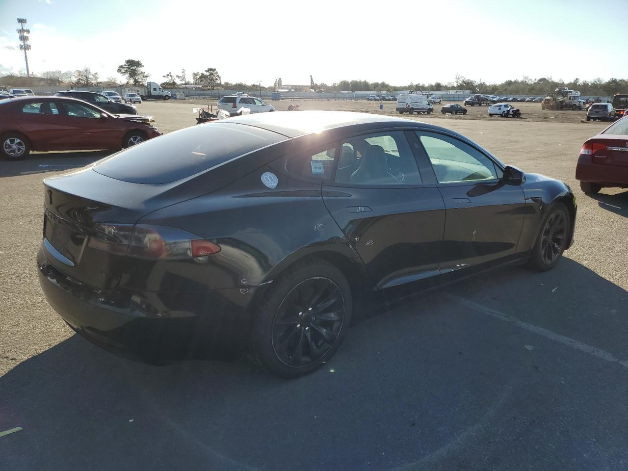 Obraz 3 z 2018 TESLA MODEL S  2018 z VIN 5YJSA1E28JF234234