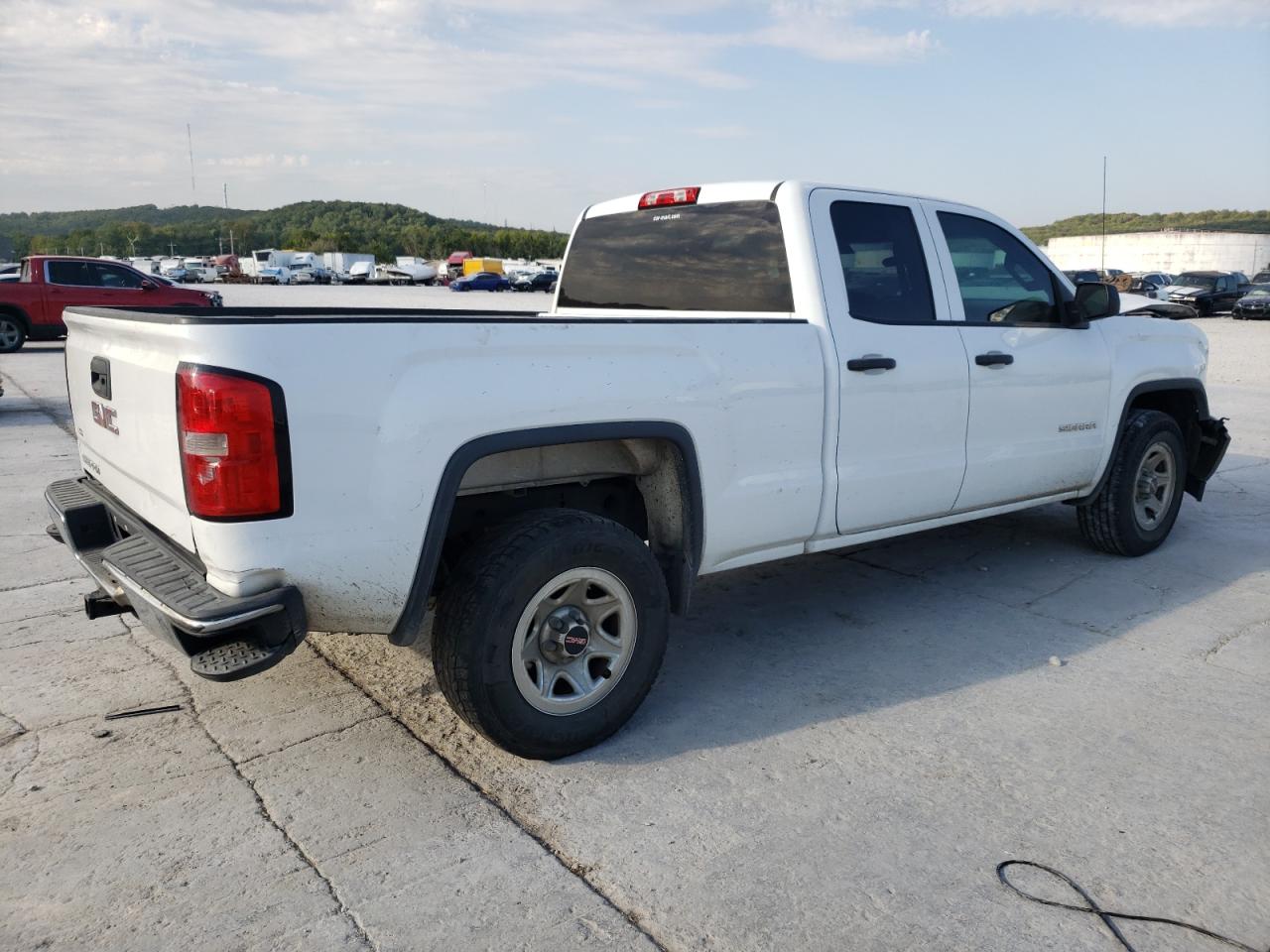 Obraz 3 z 2015 GMC SIERRA C1500 2015 z VIN 1GTR1TEHXFZ204040
