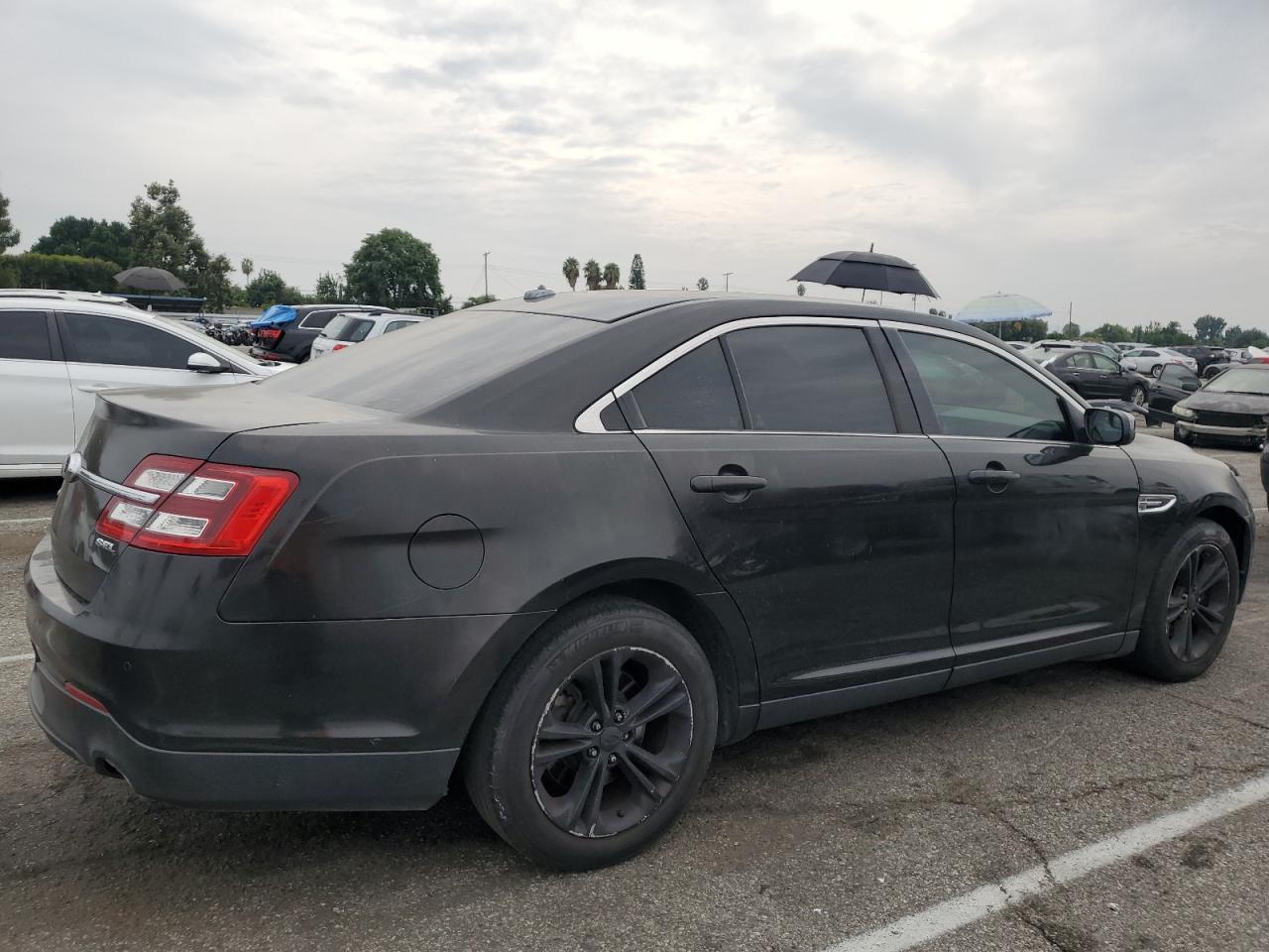 Image 3 of 2015 FORD TAURUS SEL 2015 with VIN 1FAHP2E88FG176289