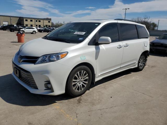 Obraz 2020 TOYOTA SIENNA XLE 2020