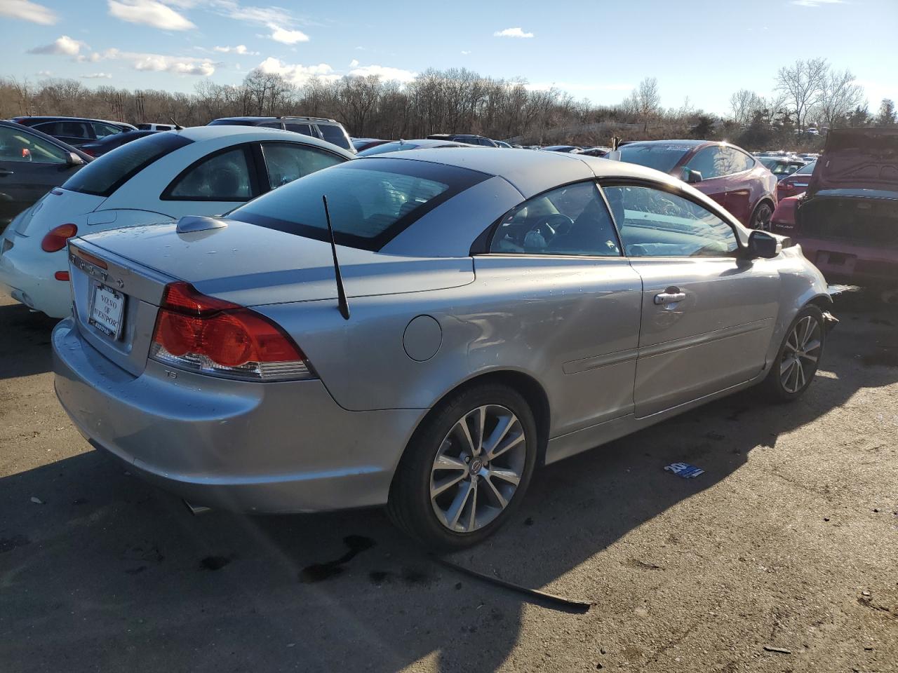 Image 3 of 2010 VOLVO C70 T5 2010 with VIN YV1672MC9AJ092754