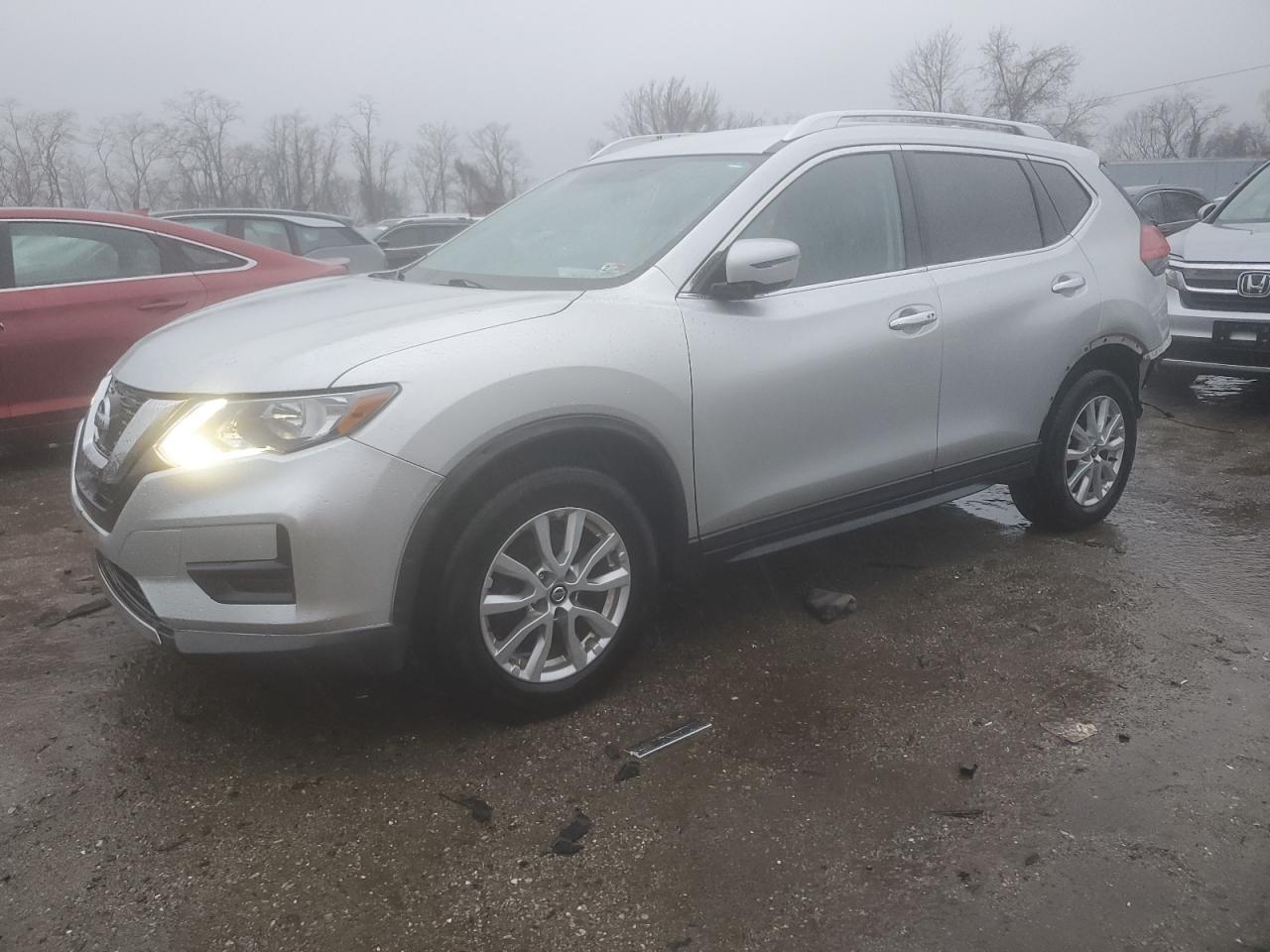 Obraz 1 z 2017 NISSAN ROGUE S 2017 z VIN KNMAT2MV3HP504753