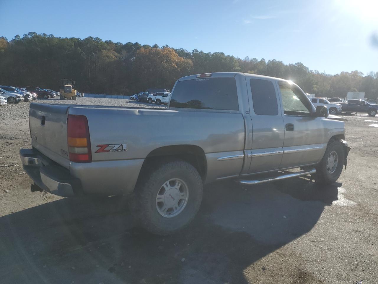 Obraz 3 z 2002 GMC NEW SIERRA K1500 2002 z VIN 2GTEK19T021423297