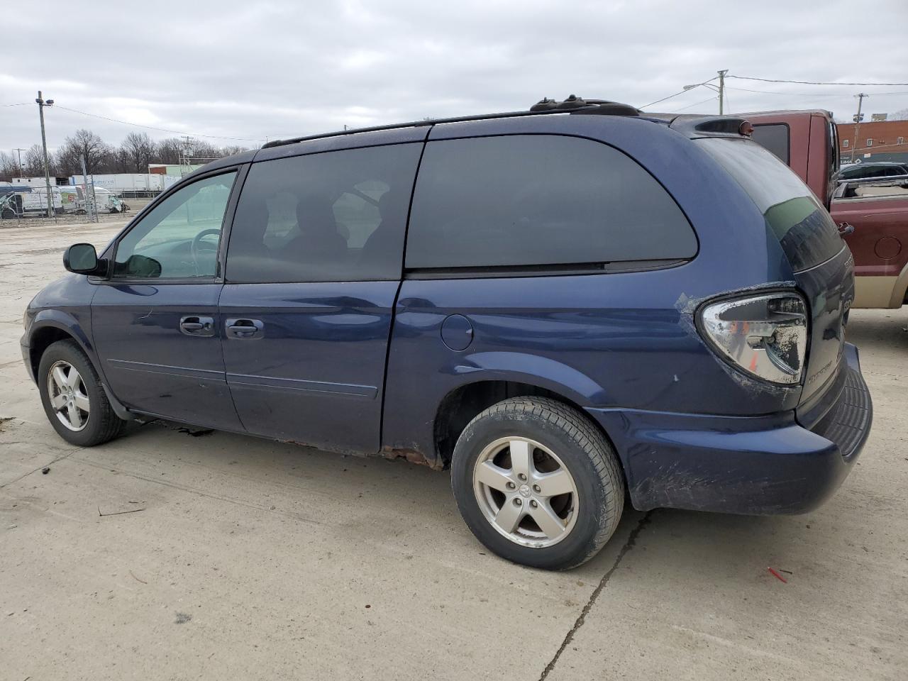 Obraz 2 z 2005 DODGE GRAND CARAVAN SXT 2005 z VIN 2D4GP44L45R334733