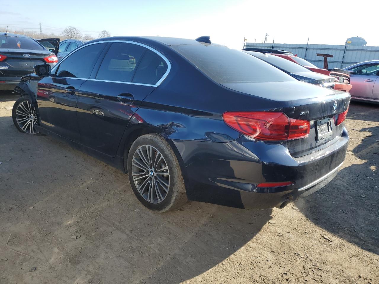 Image 2 of 2019 BMW 530 XI 2019 with VIN WBAJA7C54KWW25354