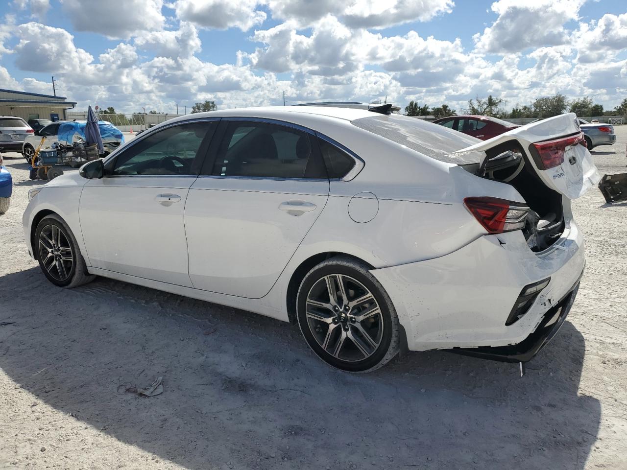 Изображение 2 2020 KIA FORTE EX 2020 с VIN 3KPF54AD1LE210266