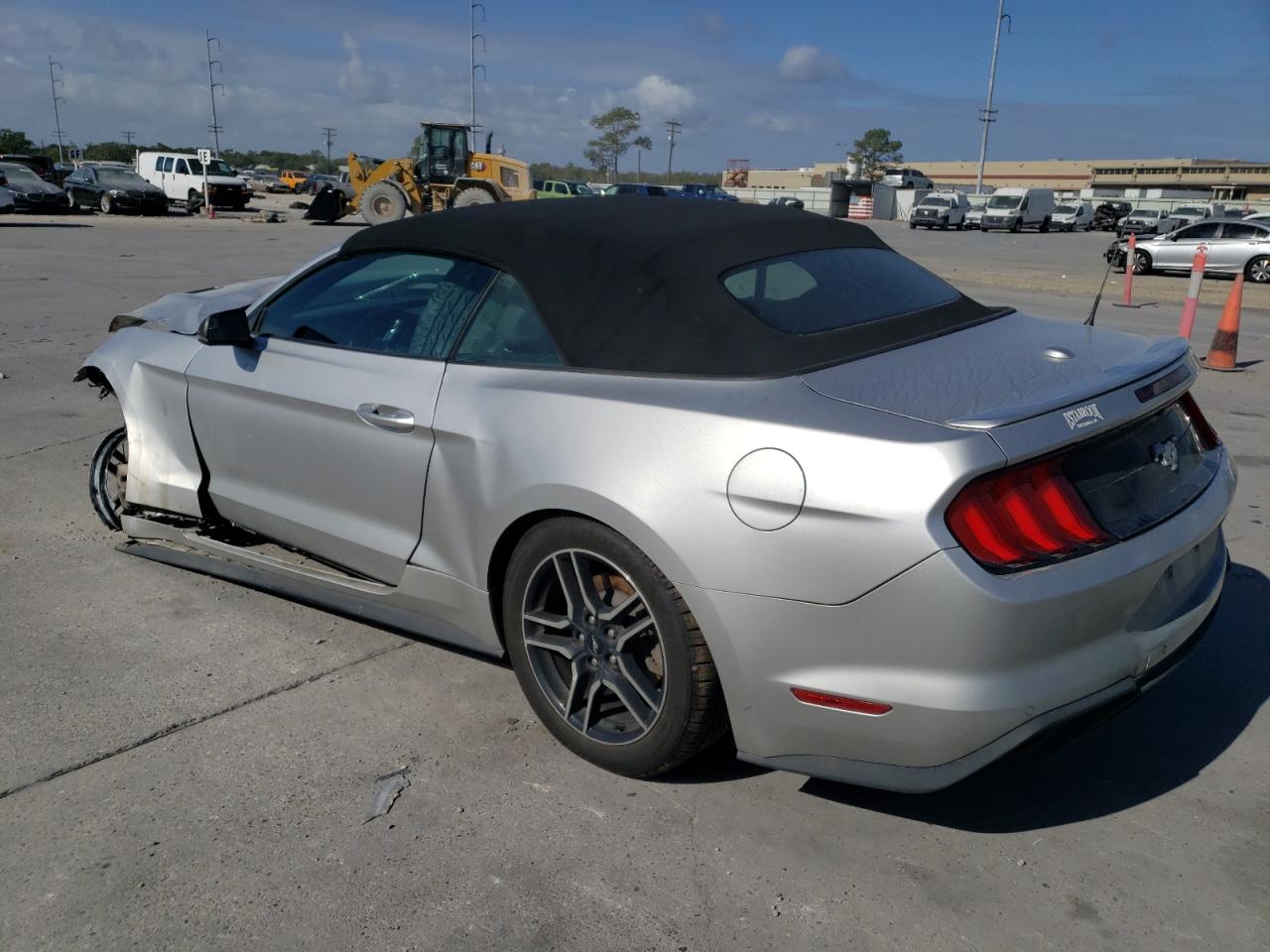 Изображение 2 2019 FORD MUSTANG  2019 с VIN 1FATP8UH9K5104814