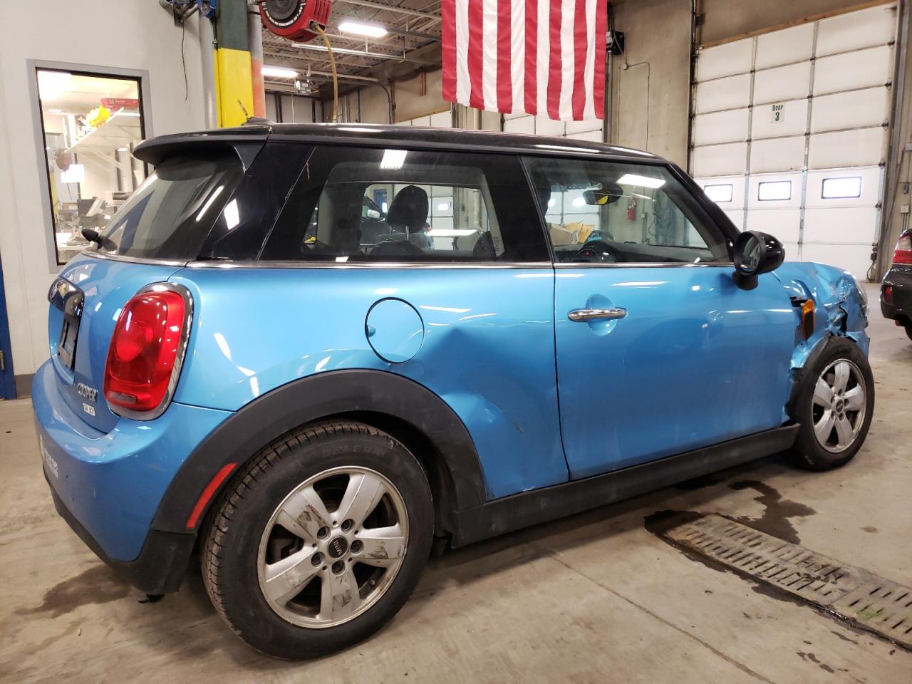 Obraz 3 z 2016 MINI COOPER  2016 z VIN WMWXP5C53G3B77522