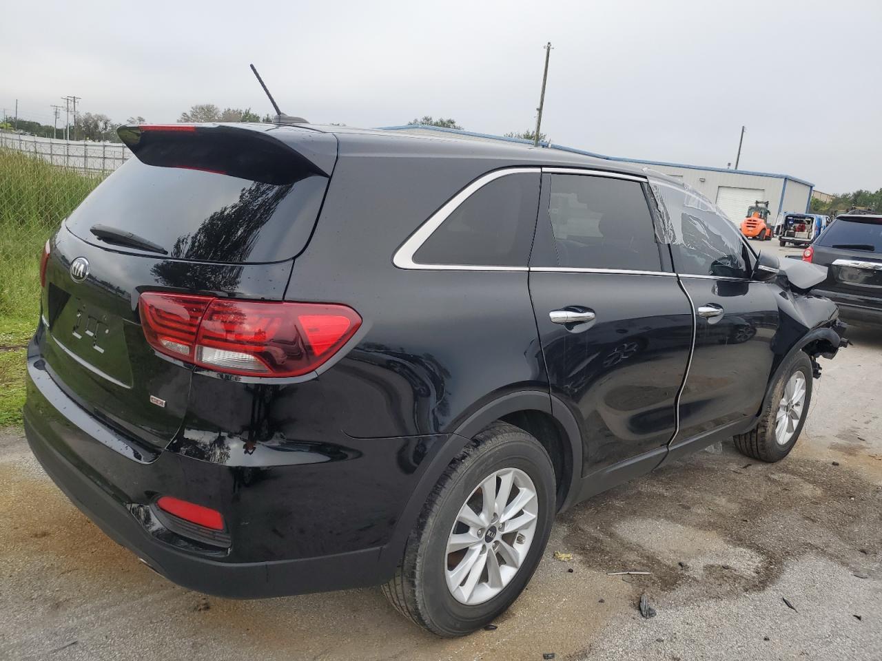 Obraz 3 z 2020 KIA SORENTO L 2020 z VIN 5XYPG4A37LG687437
