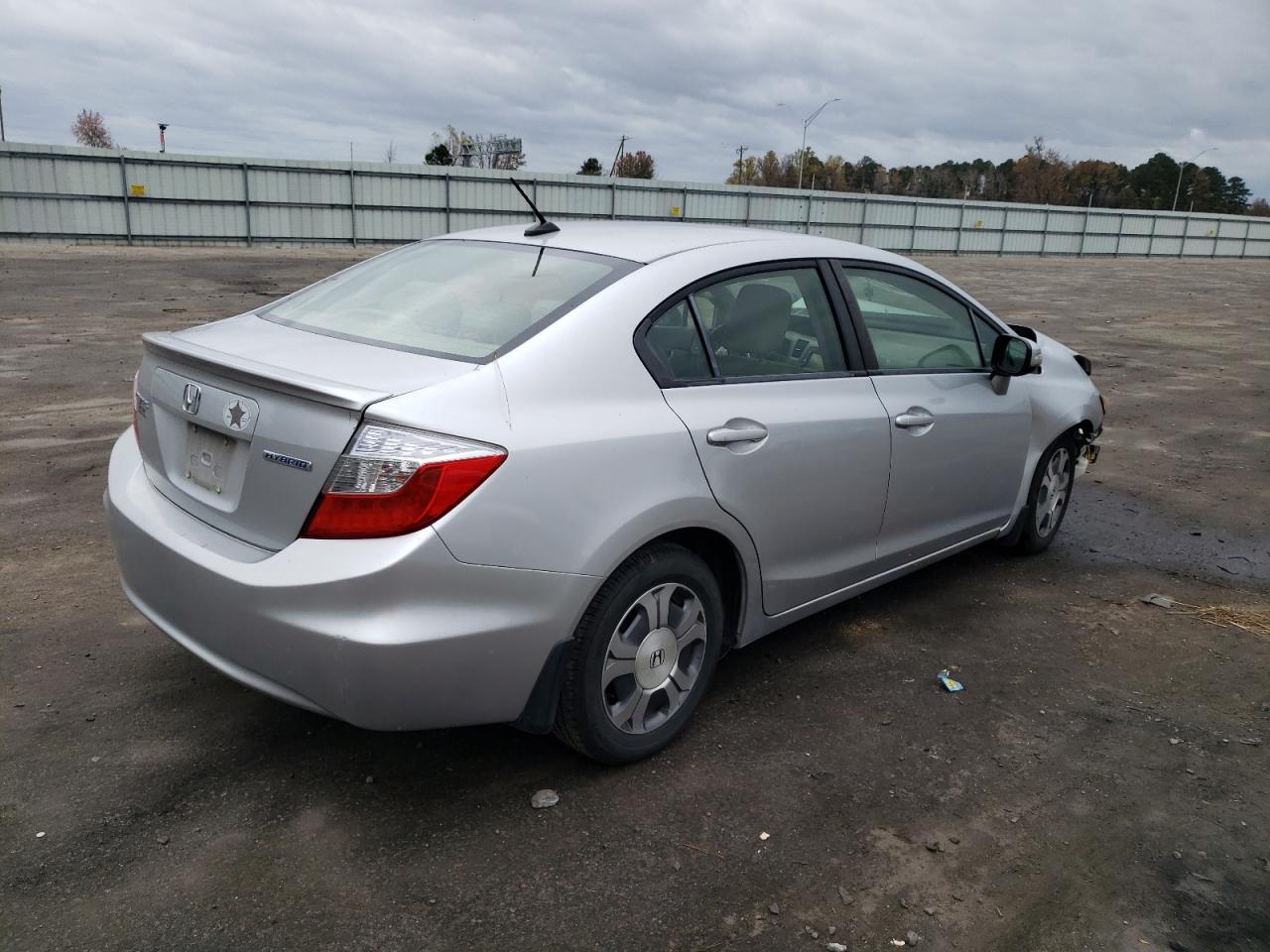 Image 3 of 2012 HONDA CIVIC HYBRID L 2012 with VIN JHMFB4F31CS008063